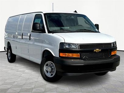 New 2025 Chevrolet Express 3500 Extended w/ Driver Convenience Package