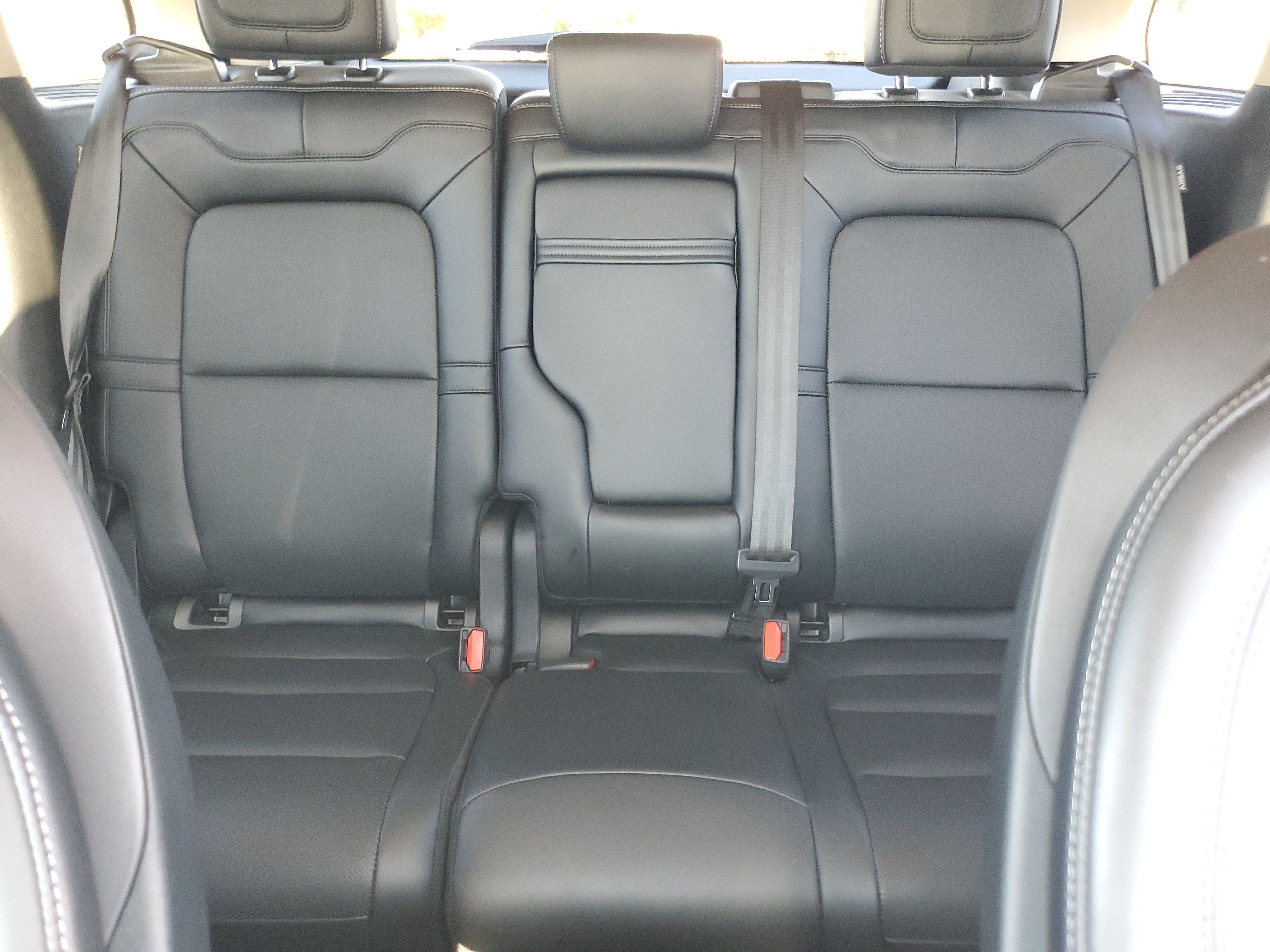 Used 2024 Lincoln Corsair AWD w/ Equipment Group 101A image 19