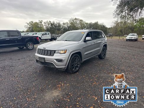 Used 2018 Jeep Grand Cherokee Altitude image 1