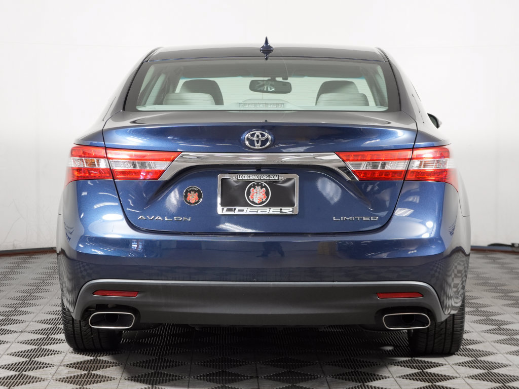 Used 2015 Toyota Avalon Limited w/ Technology Package FWD image 4