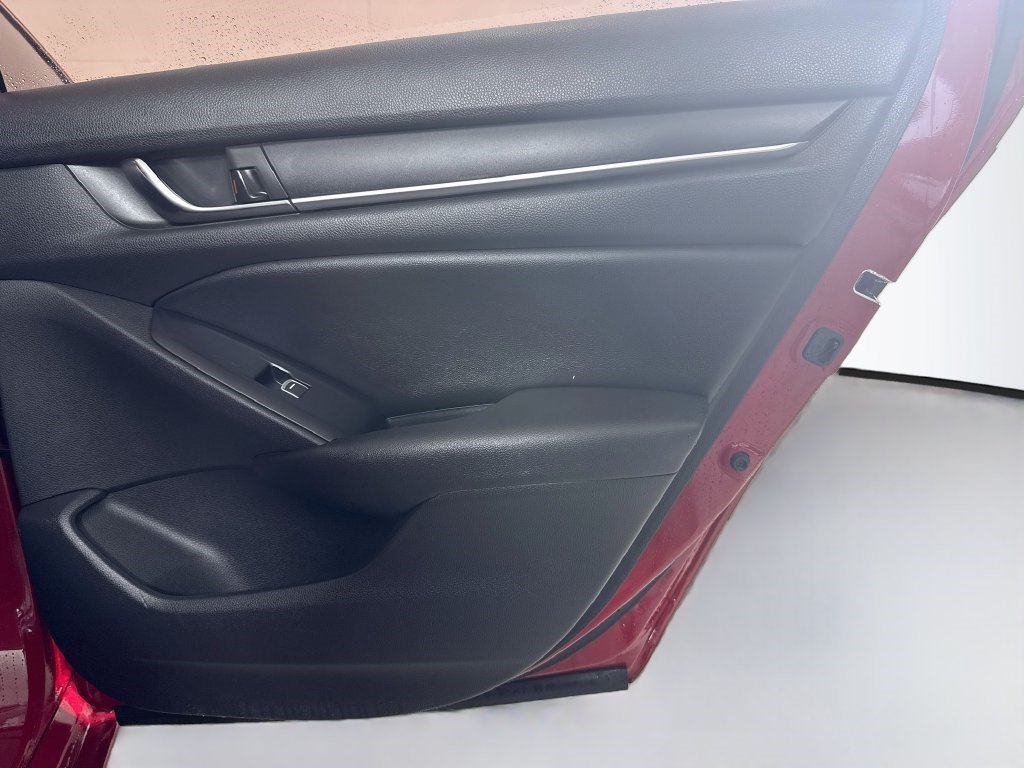 Used 2021 Honda Accord Sport image 27