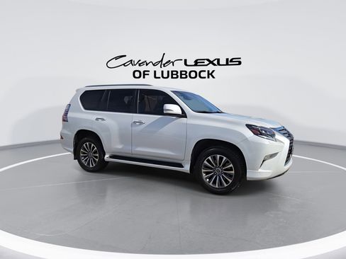 Used 2021 Lexus GX 460 Luxury w/ Accessory Package image 2