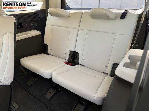 Used 2025 Hyundai Santa Fe Calligraphy image 39