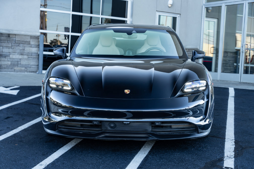 Used 2022 Porsche Taycan 4S AWD/4WD image 4