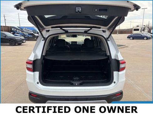 Used 2025 Honda Pilot EX-L image 17