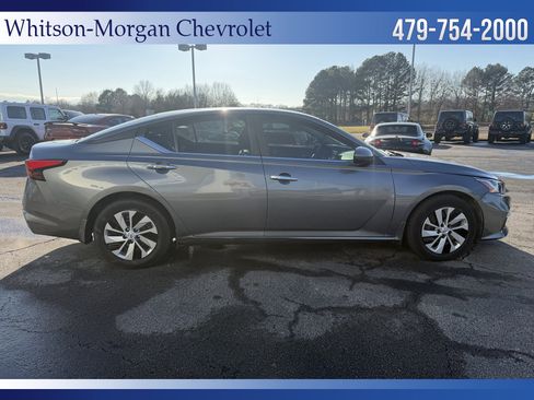 Used 2021 Nissan Altima 2.5 S image 4