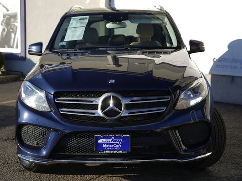 Used 2017 Mercedes-Benz GLE 400 4MATIC image 5