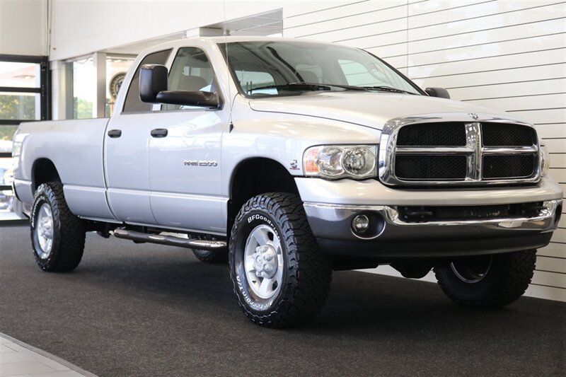 Used 2004 Dodge Ram 2500 Truck SLT w/ Trailer Tow Group AWD/4WD image 2