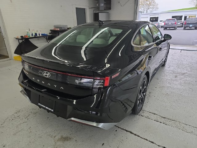Used 2025 Hyundai Sonata SEL FWD image 5