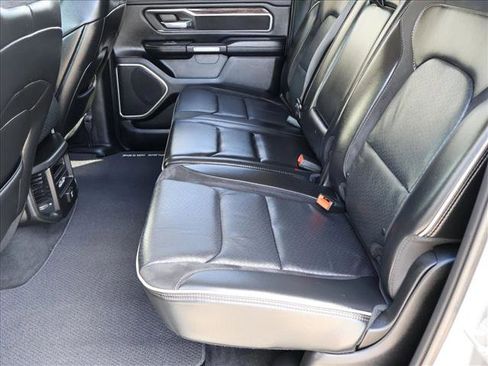 Used 2019 RAM 1500 Laramie w/ Off Road Group AWD/4WD image 22