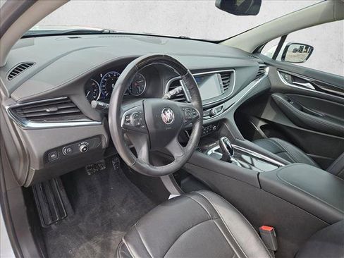 Used 2021 Buick Enclave Avenir w/ Avenir Technology Package AWD/4WD image 16