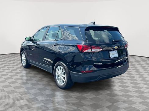 Used 2023 Chevrolet Equinox LS FWD image 7