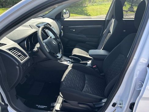 New 2026 Mitsubishi Outlander Sport LE AWD/4WD image 15