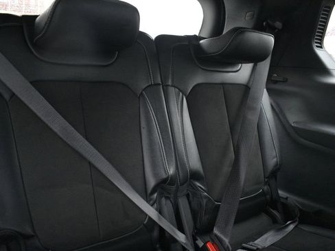 Used 2024 Jeep Grand Cherokee L Altitude image 28