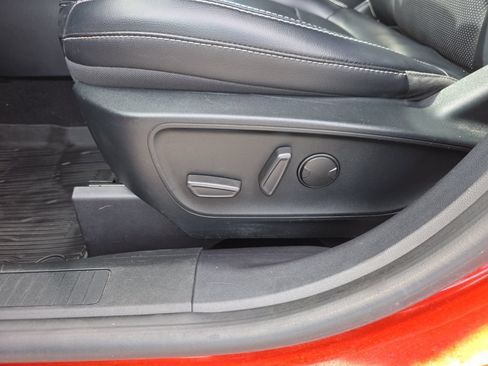 Used 2020 Ford Escape SEL AWD/4WD image 12