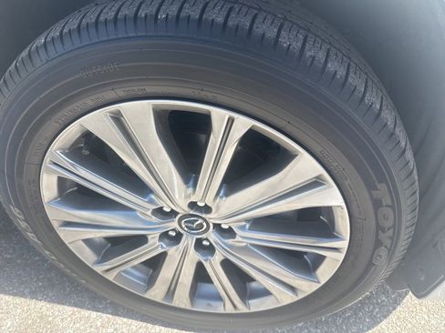 Used 2023 MAZDA CX-5 Signature image 11