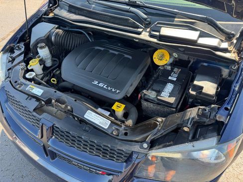 Used 2016 Dodge Grand Caravan R/T w/ Driver Convenience Group FWD image 24