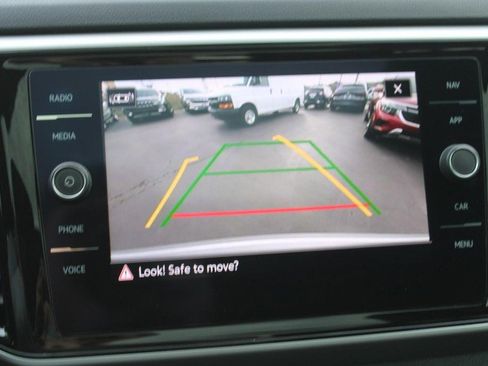 Used 2022 Volkswagen Atlas Cross Sport SEL R-Line image 20