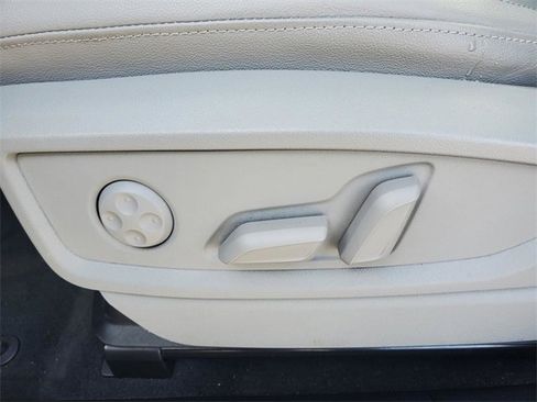 Used 2023 Audi Q5 2.0T Premium Plus w/ Premium Plus Package image 17