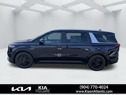 New 2026 Kia Carnival LXS FWD image 6