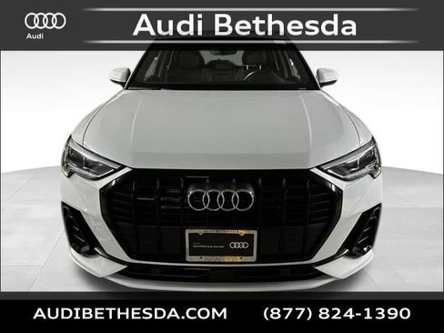 Certified 2025 Audi Q3 2.0T Premium w/ Convenience Package image 2