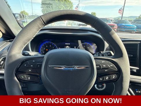 New 2026 Chrysler Pacifica Select w/ S Appearance Package AWD/4WD image 23