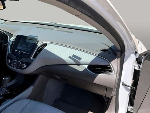 Used 2016 Chevrolet Malibu LS FWD image 17