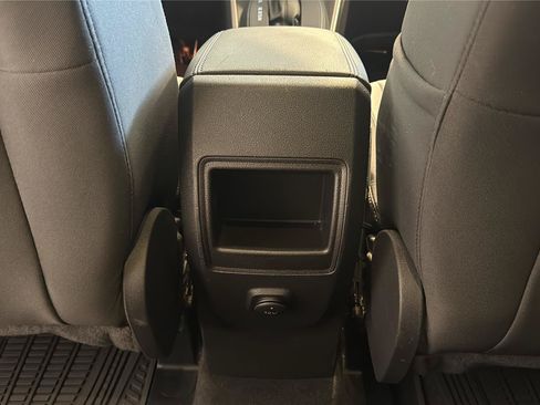 Used 2016 Ford Escape SE FWD image 25
