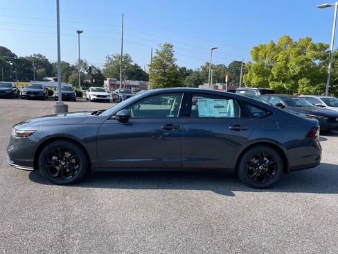 New 2025 Honda Accord SE image 5