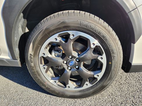 Certified 2023 Subaru Crosstrek 2.0i image 7