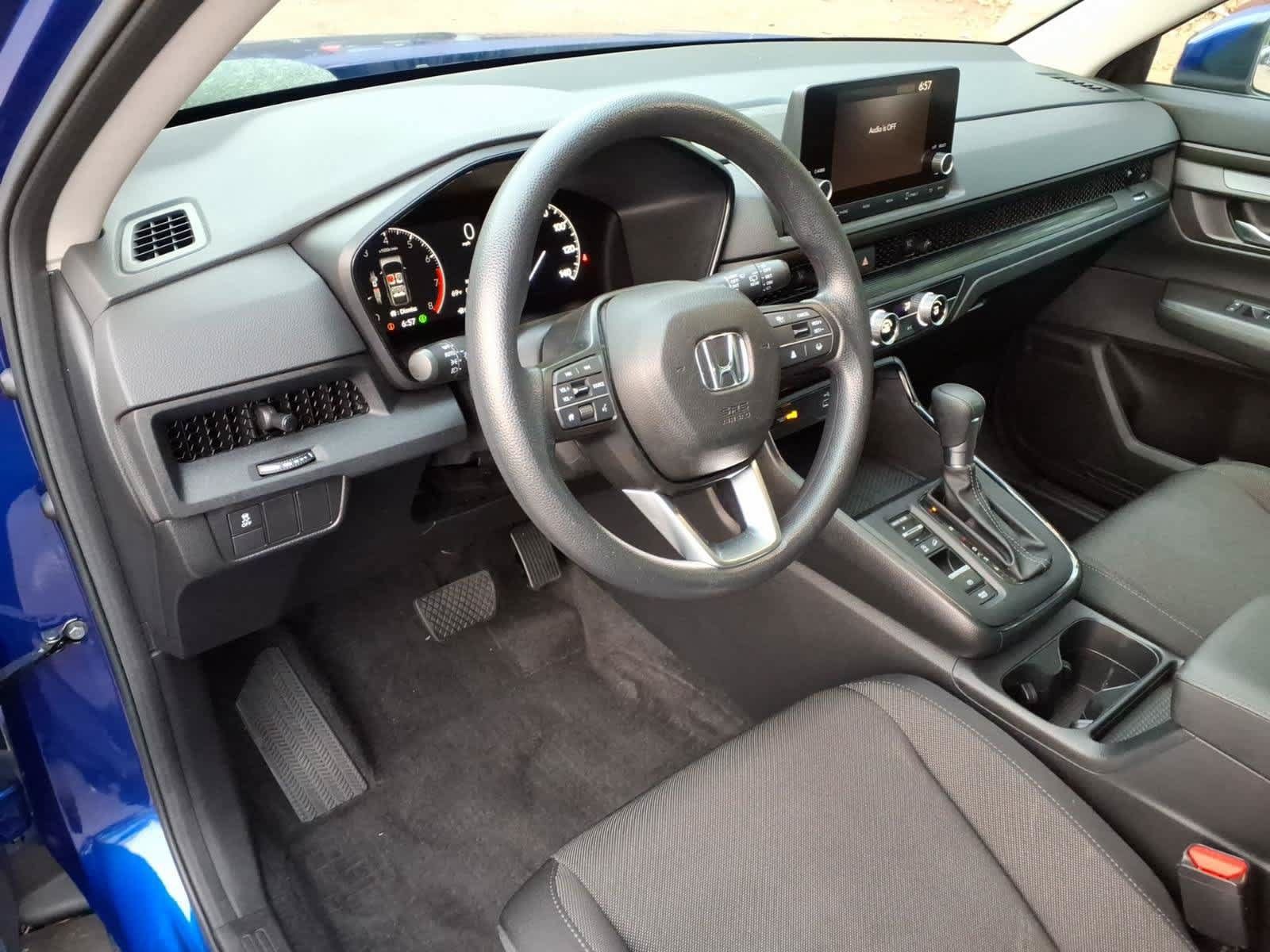 Used 2023 Honda CR-V LX image 14