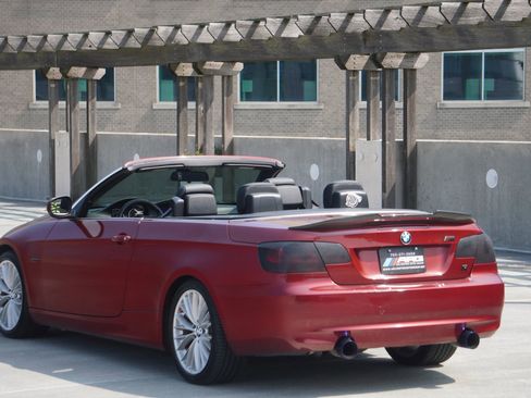 Used 2011 BMW 335i 335i Convertible 2D image 8