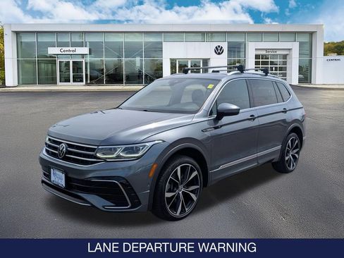 Used 2022 Volkswagen Tiguan SEL R-Line AWD/4WD image 3
