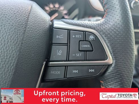 Used 2021 Toyota Sienna XSE FWD image 19