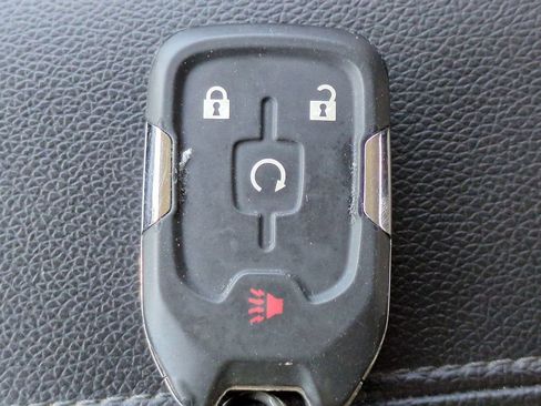 Used 2022 GMC Terrain SLE w/ Driver Convenience Package image 30