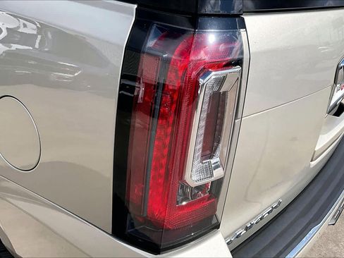 Used 2017 GMC Yukon Denali w/ Open Road Package image 29