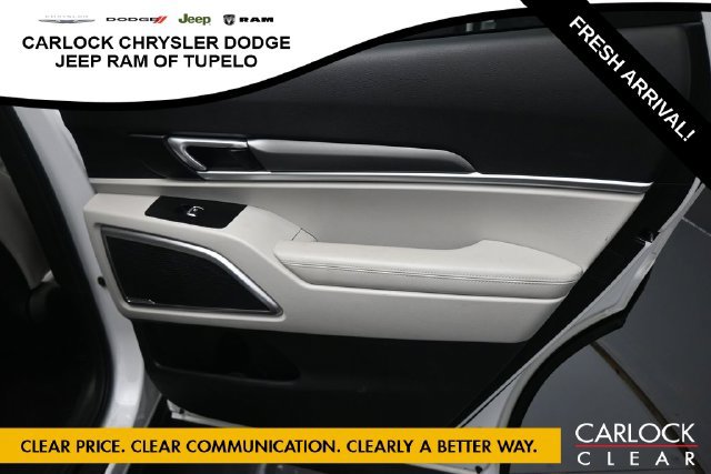 Used 2020 Kia Telluride S w/ S 8 Passenger Seating Package FWD image 35