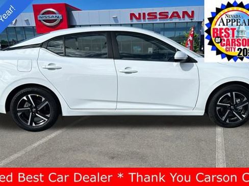Used 2024 Nissan Sentra SV image 2