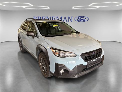 Used 2021 Subaru Crosstrek 2.5i Sport w/ Moonroof Package AWD/4WD image 3