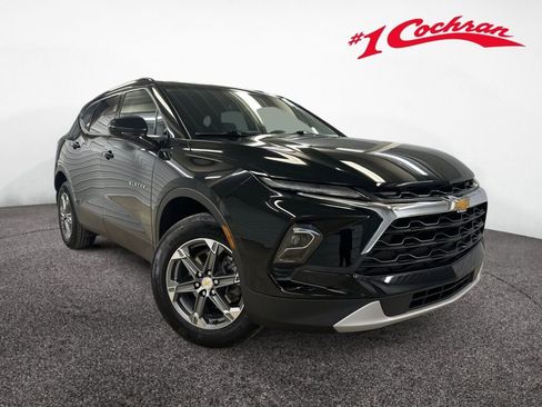Certified 2024 Chevrolet Blazer LT w/ Convenience Package image 1
