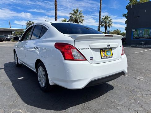 Used 2018 Nissan Versa SV FWD image 6
