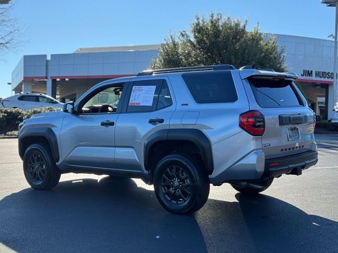 Used 2025 Toyota 4Runner SR5 image 10