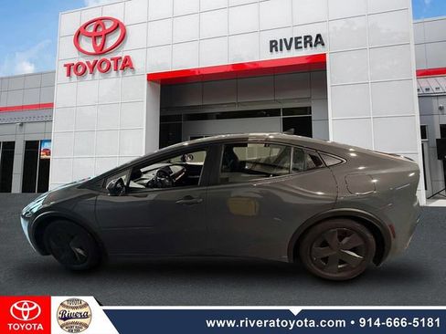 Certified 2024 Toyota Prius Prime FWD image 8
