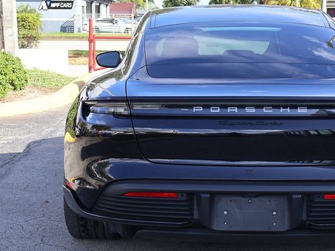 Used 2020 Porsche Taycan Turbo image 18