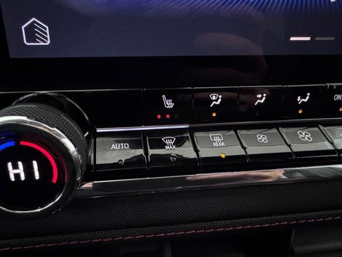 Certified 2025 Chevrolet Colorado Z71 image 19