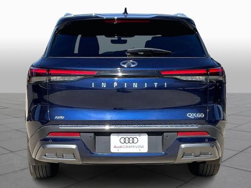 Used 2023 INFINITI QX60 Sensory w/ Vision Package image 4