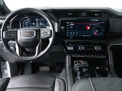 Used 2024 GMC Sierra 1500 AT4X w/ AT4X AEV Edition AWD/4WD image 4