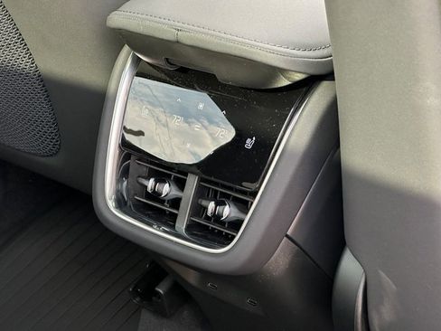 New 2025 Volvo EX90 Ultra image 15