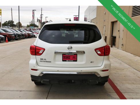 Used 2017 Nissan Pathfinder SV w/ SV Tech Package image 7