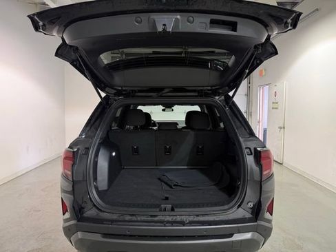 Certified 2025 GMC Terrain Elevation AWD/4WD image 8